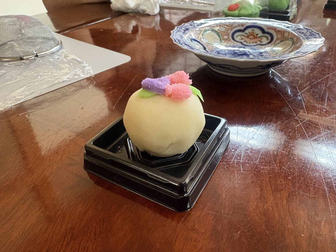 Peach-shaped wagashi